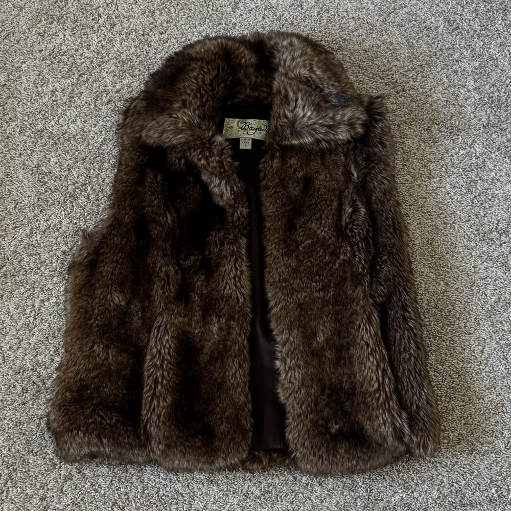 Nordstrom Baguda Faux Fur brown Vest size Small
